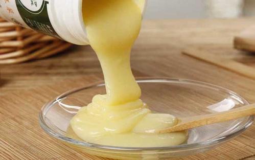 蜂產品介紹：蜂王漿生產